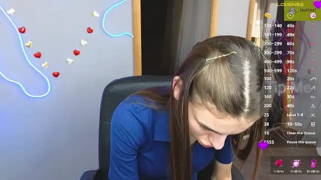 Snapshot of EmmyGreans chatting on March 21, 9:34 am EmmyGreans online show from March 21, 9:34 am