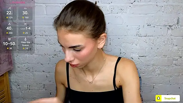 Snapshot of EmmyGreans chatting on October 3, 5:48 am EmmyGreans online show from October 3, 5:48 am