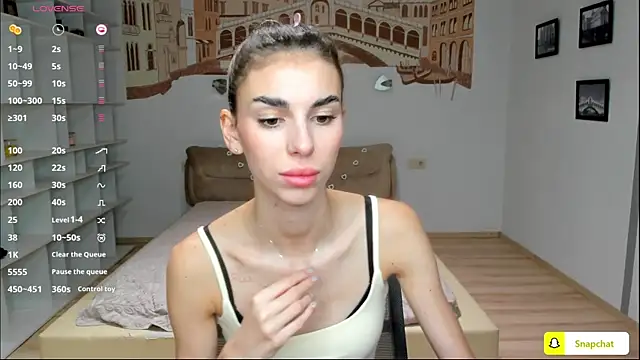 Snapshot of EmmyGreans chatting on October 10, 5:39 am EmmyGreans online show from October 10, 5:39 am