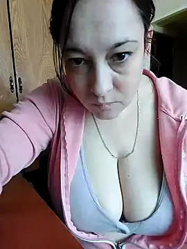 Snapshot of ViolaBloom chatting on February 27, 11:54 am ViolaBloom online show from February 27, 11:54 am