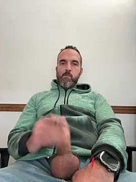 leon3875 online show from April 15, 3:19 pm