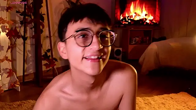 Mr evan1 online show from March 18, 8:15 pm