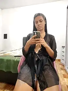 Bella Anjoss online show from January 4, 6:30 am