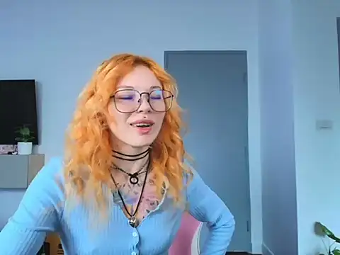 Snapshot of juicyshow_ chatting on September 16, 2:23 am juicyshow online show from September 16, 2:23 am