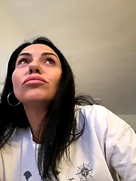 Snapshot of KimKelly13 chatting on October 13, 7:52 am KimKelly13 online show from October 13, 7:52 am