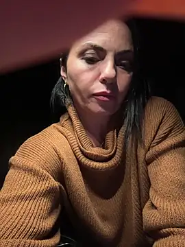 KimKelly13 online show from April 11, 10:36 pm