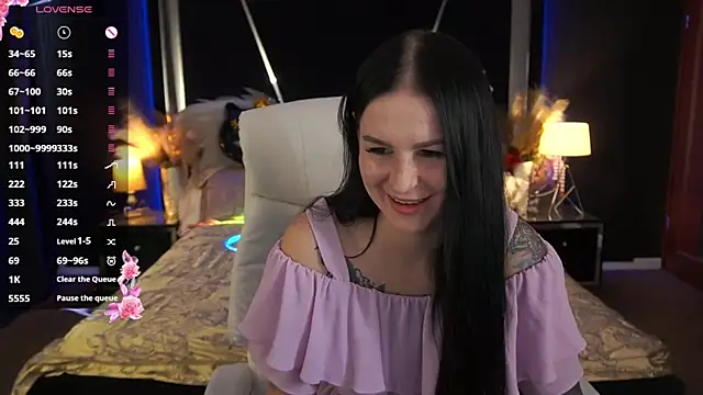 Snapshot of AmberDismond chatting on July 1, 5:53 am AmberDismond online show from July 1, 5:53 am