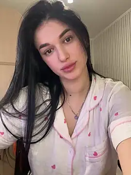 Julietta a online show from January 21, 3:32 pm