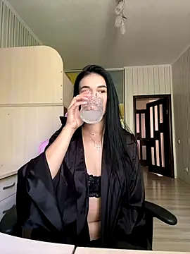 Julietta a online show from September 22, 7:10 am