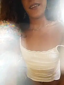 juliaabednur online show from February 19, 7:10 pm