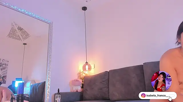 Snapshot of Isabella_francoo chatting on March 9, 5:49 pm Isabella francoo online show from March 9, 5:49 pm