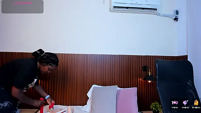 chanel brunette online show from February 25, 6:20 pm