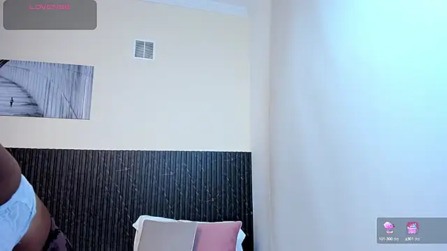 chanel brunette online show from March 10, 6:12 pm