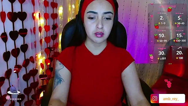 Snapshot of AmberGoddess_ chatting on March 1, 1:43 am AmberGoddess online show from March 1, 1:43 am