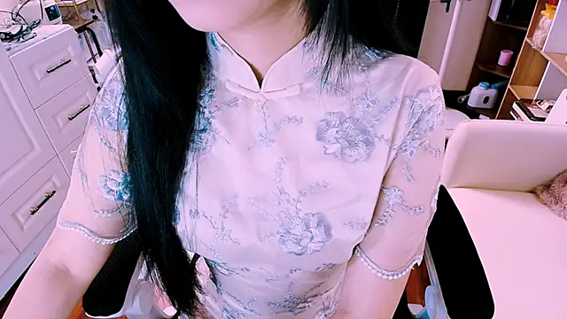 Lee Mi online show from February 17, 3:51 pm