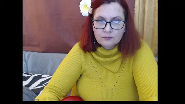 PlayfullMature online show from April 5, 9:50 am