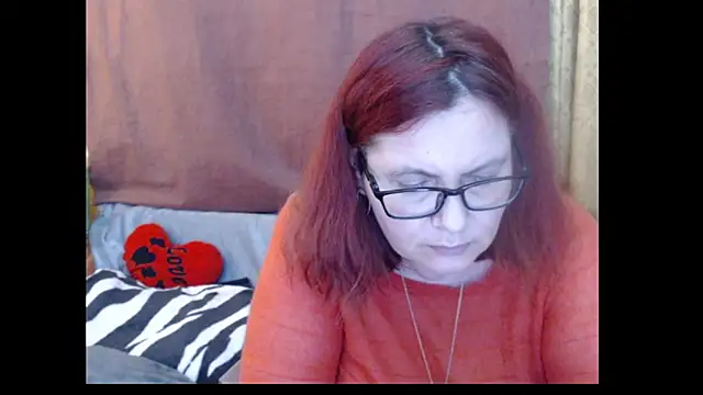 PlayfullMature online show from April 16, 8:37 am