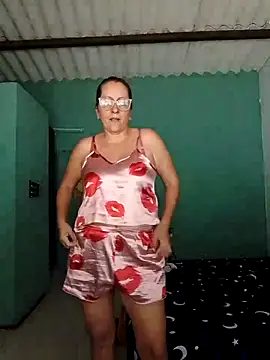 Snapshot of deisy_summers47x chatting on March 10, 1:54 pm deisy summers47x online show from March 10, 1:54 pm