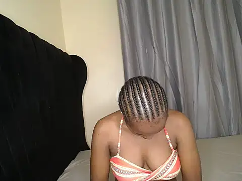 Snapshot of tasha_kimmy chatting on October 16, 4:30 pm tasha kimmy online show from October 16, 4:30 pm