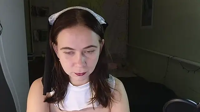 Riley Roo online show from October 31, 5:03 pm