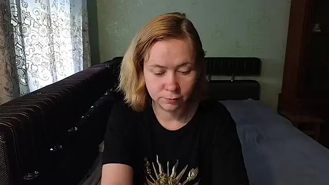 Riley Roo online show from July 21, 6:49 am