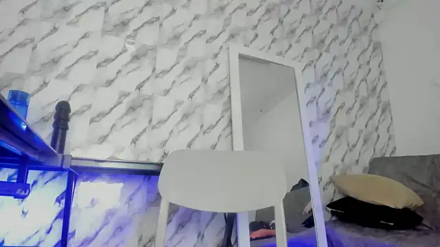 cathaarizti8 online show from April 14, 3:07 pm