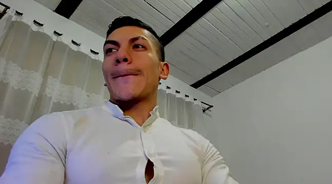 aquiles 51 online show from December 6, 11:03 pm