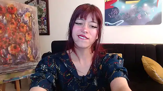 SuzzyyM online show from October 2, 7:10 pm