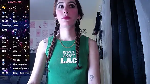 IsaBaileys  online show from April 20, 1:30 am