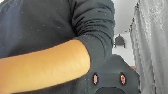 saralolo420 online show from January 14, 2:19 am