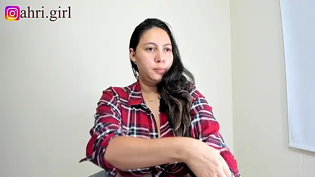 Snapshot of ahri_aacm chatting on January 4, 3:40 am ahri aacm online show from January 4, 3:40 am