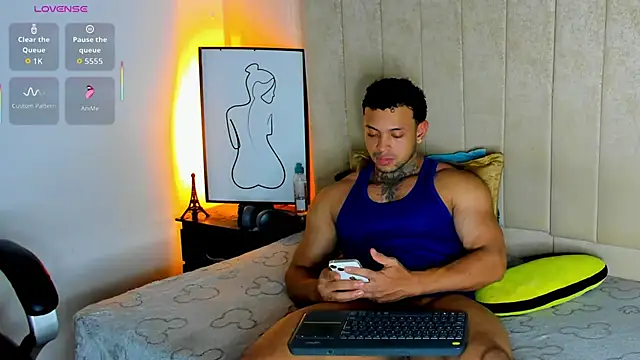 Snapshot of Stiven_collins chatting on May 16, 9:35 pm Stiven collins online show from May 16, 9:35 pm