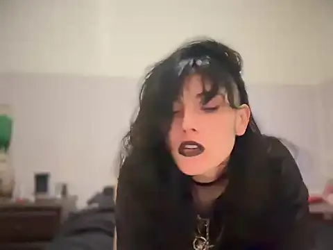 Snapshot of Cyberdark1312x chatting on September 15, 5:07 am Cyberdark1312x online show from September 15, 5:07 am