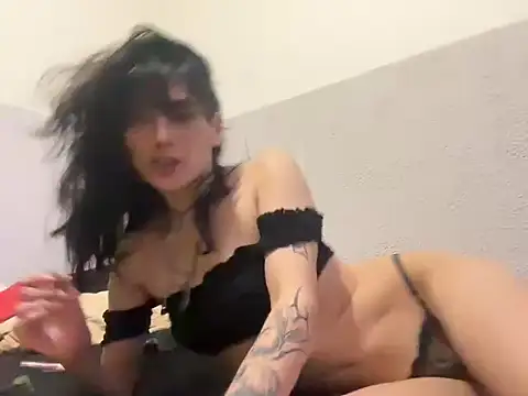 Snapshot of Cyberdark1312x chatting on October 9, 9:40 am Cyberdark1312x online show from October 9, 9:40 am