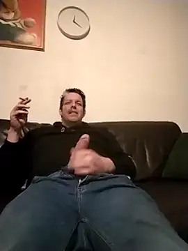 Knuffelstaaf123 online show from March 14, 11:22 pm