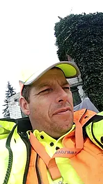 Knuffelstaaf123 online show from September 25, 12:31 pm