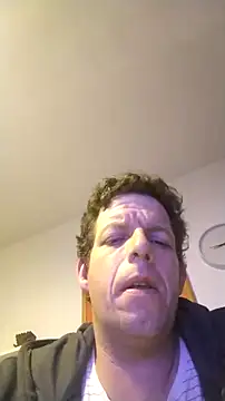 Knuffelstaaf123 online show from December 16, 8:58 pm