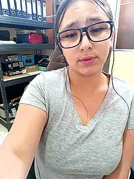 Cute Penelope online show from March 22, 9:21 pm