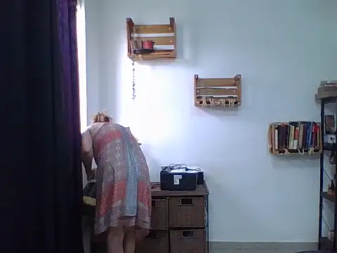 charlott ponce online show from December 15, 6:34 pm