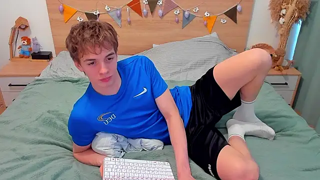 Fandi 777 online show from February 20, 11:00 am