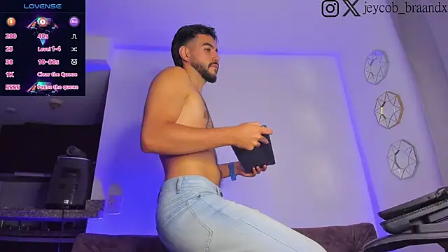 JeycobxBraand online show from December 17, 11:49 pm