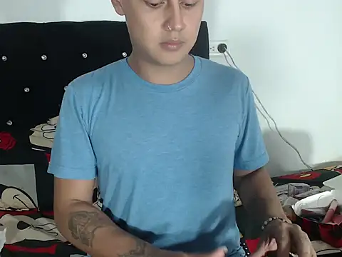 EmillyKoper online show from April 8, 7:03 pm