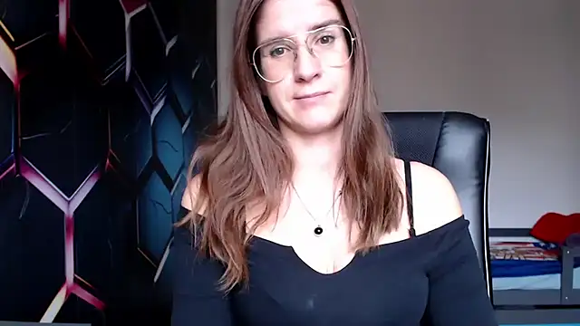 Snapshot of KayaRose chatting on December 7, 11:18 am KayaRose online show from December 7, 11:18 am