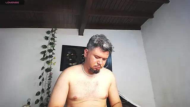 Snapshot of jade-stone88 chatting on March 21, 5:54 am jade-stone88 online show from March 21, 5:54 am