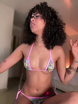 Lianh Benett online show from January 20, 1:39 am