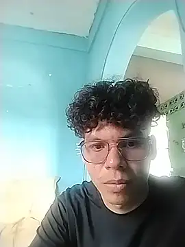Snapshot of baby_New1 chatting on July 9, 6:56 pm baby New1 online show from July 9, 6:56 pm
