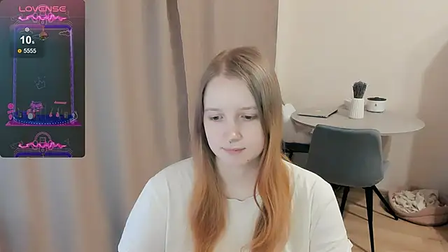 Snapshot of Alyaley chatting on March 3, 2:04 pm Alyaley online show from March 3, 2:04 pm