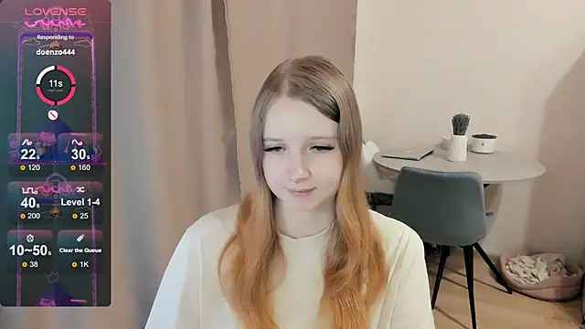 Snapshot of Alyaley chatting on March 20, 6:53 pm Alyaley online show from March 20, 6:53 pm