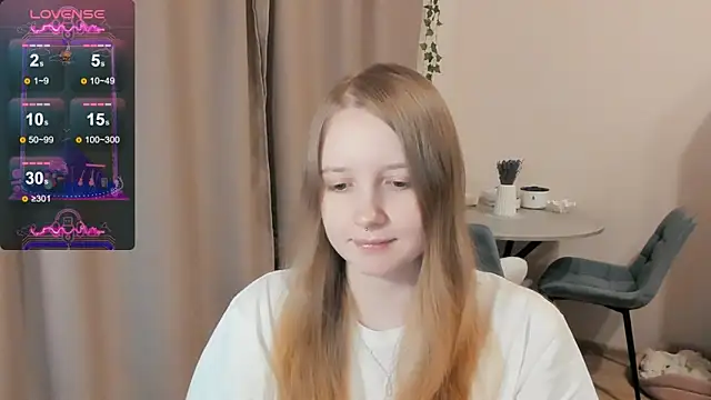 Snapshot of Alyaley chatting on September 25, 6:00 pm Alyaley online show from September 25, 6:00 pm