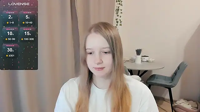 Snapshot of Alyaley chatting on October 28, 12:36 am Alyaley online show from October 28, 12:36 am